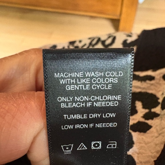 Ali Miles Black and Tan Animal Print Tunic - Picture 13 of 13